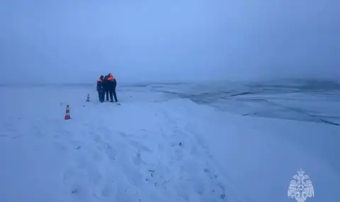 Toyota с осем човека пропадна в замръзналата река Лена в Якутск при минус 44 градуса