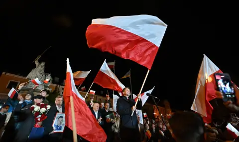 Остър сблъсък между проевропейския и десния кандидат след първия тур в Полша - 1