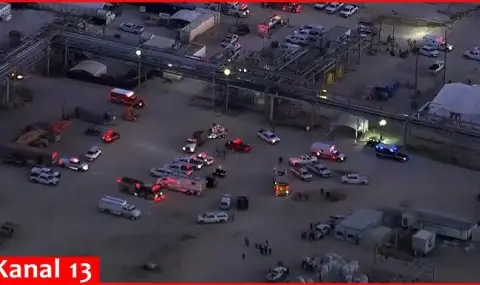 At least two dead in gas leak at Texas refinery VIDEO  - 1