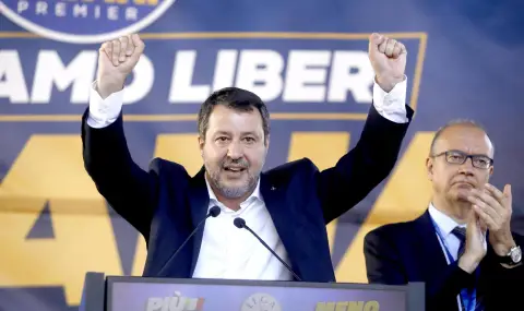 Italy's far-right League party and Salvini join Orban's European group  - 1