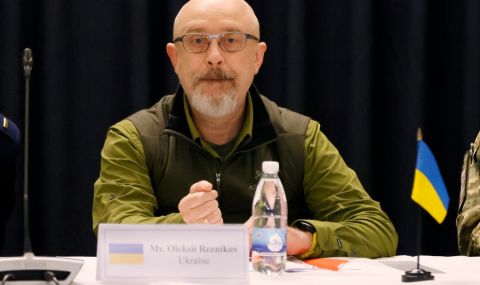 Всеки ден на фронта загиват до сто украински войници - 1