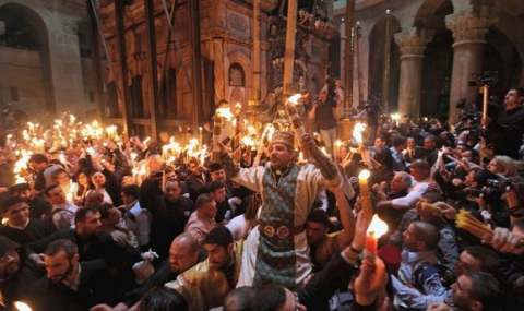 Благодатният огън вече е в България - 1