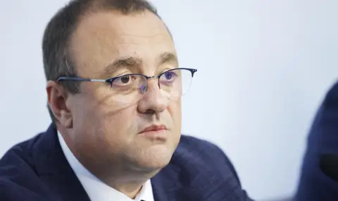 И Иванов разпореди проверка на АПИ във връзка с допълните възнаграждения - 1