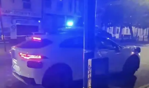 Автономно такси се "вряза" в полицейско разследване в Лондон (ВИДЕО) - 1