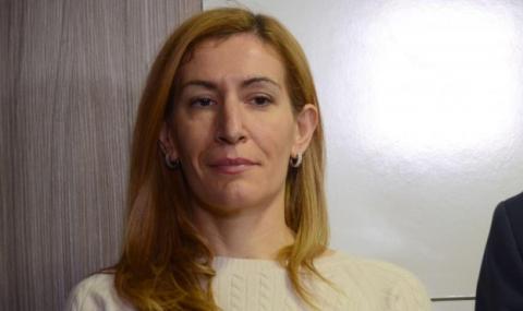 Ангелкова: Няма да затваряме хотели заради един болен - 1