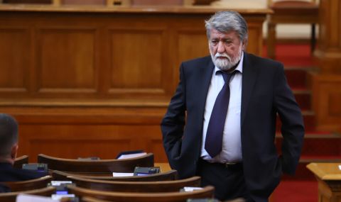 Вежди Рашидов оттегли номинацията си за председател на парламента - 1