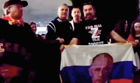 Бащата на Новак Джокович пак се забърка в скандал: Позира с руския флаг и лика на Путин (ВИДЕО) - 1