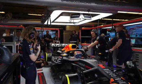 Макс Ферстапен победи болидите на Макларън - 1