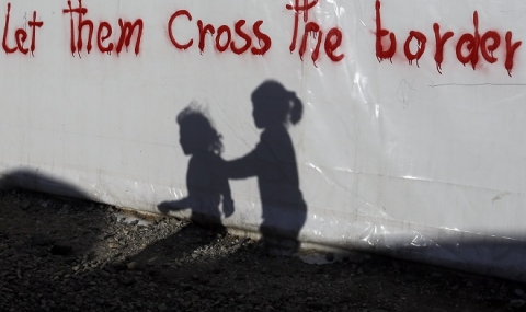 Гърция ще мести бежанци от мизерните бежански лагери към ваканционните острови - 1