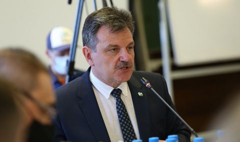 Д-р Симидчиев за COVID кризата: Българското население е поставено в неизгодно положение - 1