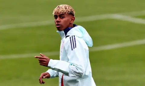 Lamine Yamal is the best teenager in football  - 1