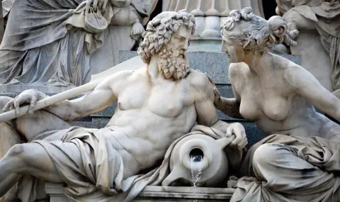 Кое древногръцко божество сте според зодията - 1