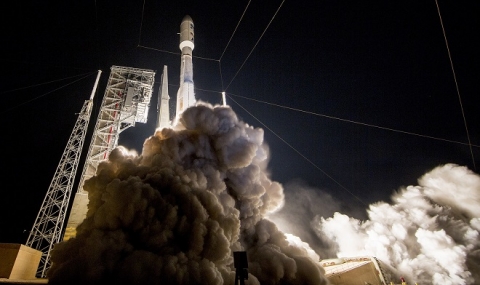 САЩ изстреляха сателит от ново поколение да следи времето - 1