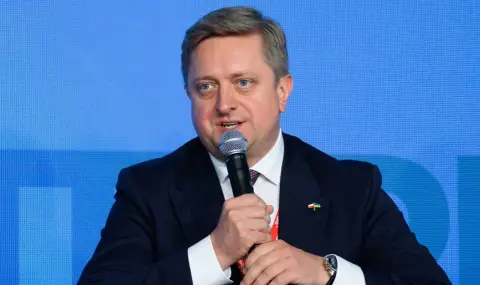 Киев се възмути от говорителя на чешкия парламент, нарекъл "хунта" управлението на Зеленски - 1