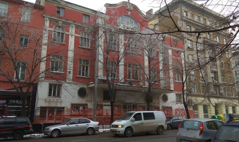 Арестуваха двама мъже, ограбили ученици в София - 1