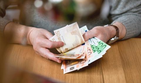 Българските емигранти губят пари - 1