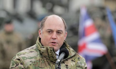 Великобритания обучава украинските войници да се бият по западен стил  - 1