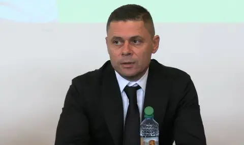 Александър Димитров: Капитанската лента от много години е била като ябълка на раздора - 1