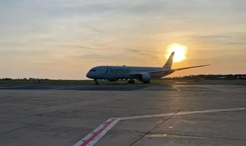 American Airlines plane catches fire after landing in Denver, 12 people hospitalized  - 1