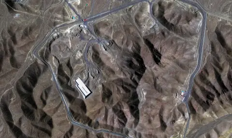 Силен взрив отекна в провинция, където Иран има ядрена централа - 1