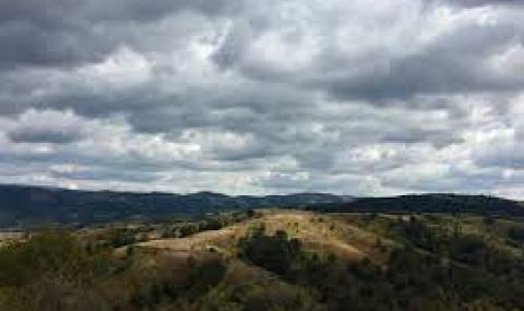 Значителна облачност над по-голямата част от страната - 1