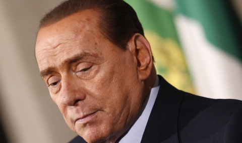 Берлускони ще работи в старчески дом - 1