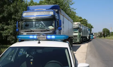 Ограничават движението на камионите в седем области заради жегата - 1