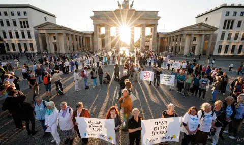 Fears of clashes in Berlin  - 1