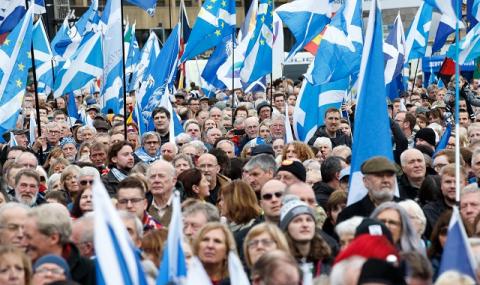 В Шотландия се задава нов референдум за независимост  - 1