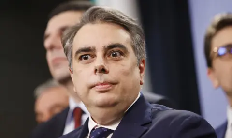 Асен Василев: Това е първа стъпка България да стане нормална, европейска държава