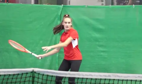 Денислава Глушкова е във втория кръг на сингъл в Куршумлийска Баня - 1