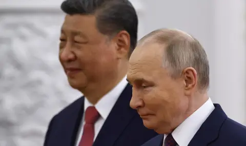 Путин и Си Дзинпин демонстрират единство срещу "неонацизма" на фона на войната в Украйна - 1