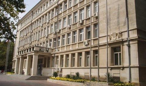 Властите не откриха бомба в Окръжния съд във Варна - 1