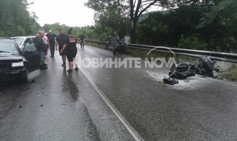 Четирима пострадали, сред тях и дете, при катастрофа на пътя Велико Търново-Русе - 1