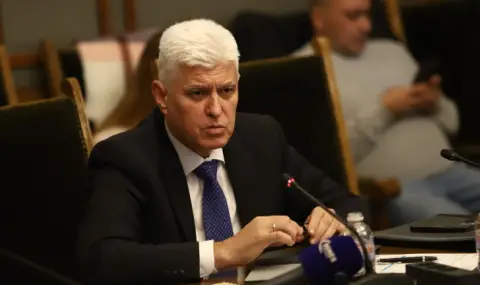 Димитър Стоянов: Управляващите се страхуват, че Радев може да излезе на терена и да ги помете - 1