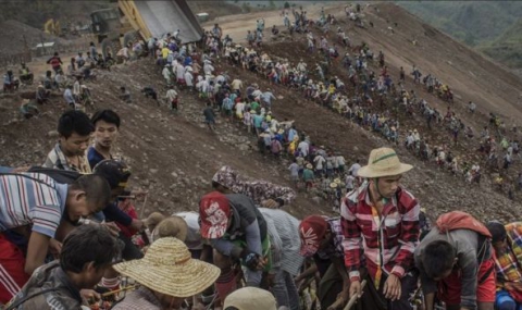 Свлачище в мина в Мианмар уби 90 души - 1