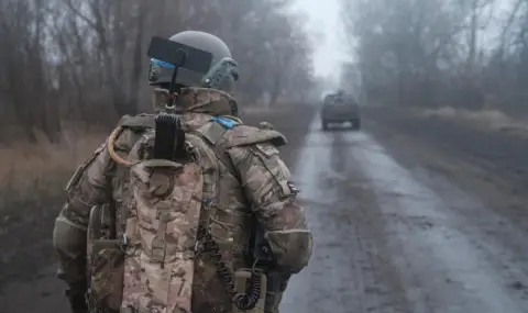 Трима военни загинаха при експлозията в кафене в Николаев - 1