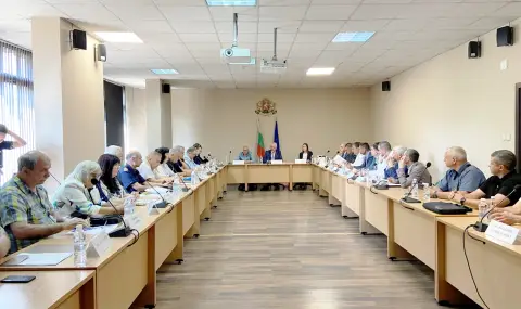 Местните власти и Електрохолд ще си сътрудничат за подобряване на електрозахранването в област Кюстендил - 1