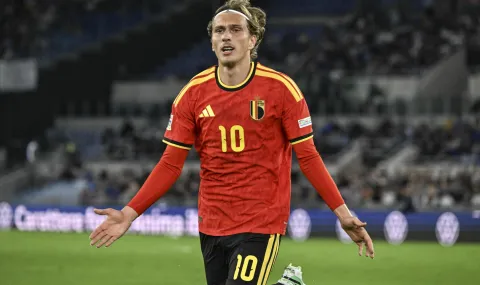 Mika Godts on the difficult start at PSG: The club believes in me, my level is rising - 1