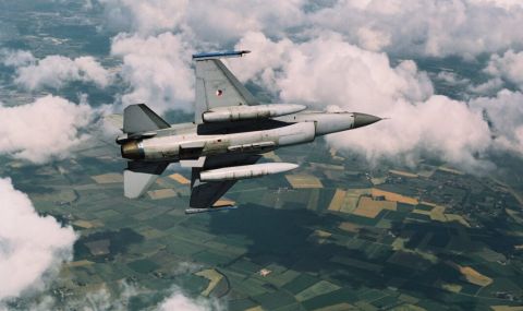 Си Ен Ен: България е поискала да дари своите МиГ-29 на Украйна през февруари - 1