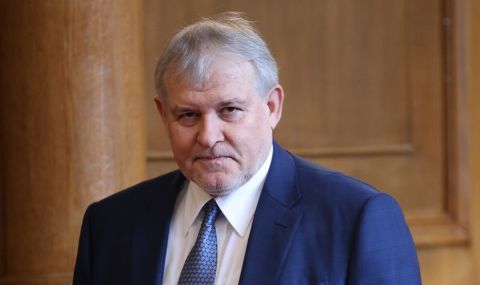 Румен Христов: Няма да има повишение в цената на горивата заради "Росенец" - 1