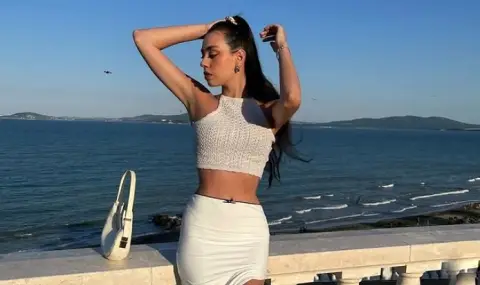  Български тенисист се сгоди за Мис Бургас - 1