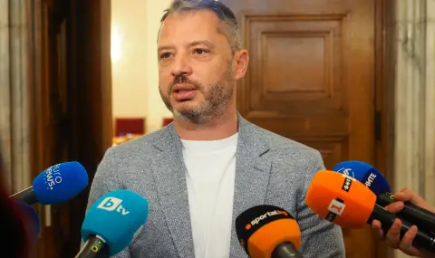 Делян Добрев успокои: Не се очакват сътресения на пазара на горива у нас заради американските санкции срещу "Лукойл" - 1