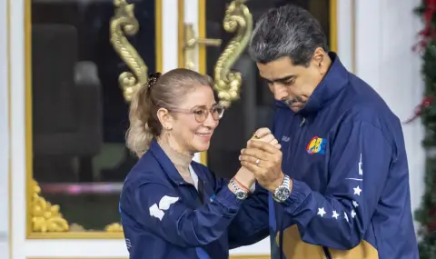 "Силна жена и истински боец" - Съпругата на Мадуро, Силвия Флорес, сама пожелала да остане с него при американците