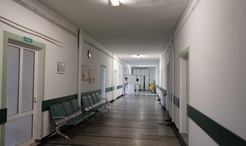Мъж издъхна в болничен коридор, чакайки с часове - 1