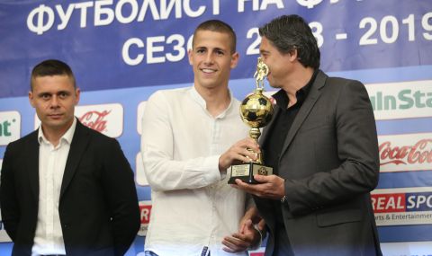 Марто Минчев вкара два гола за победа на Спарта - 1