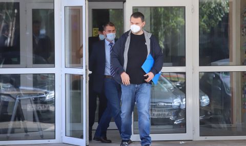 Калоян Велчев: Делян Пеевски да води листа е проява на лош вкус. И провокация - 1