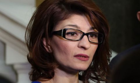 Десислава Атанасова подава жалба срещу Морфов заради Евгени Будинов - 1