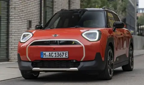 Mini минава на задно предаване - 1