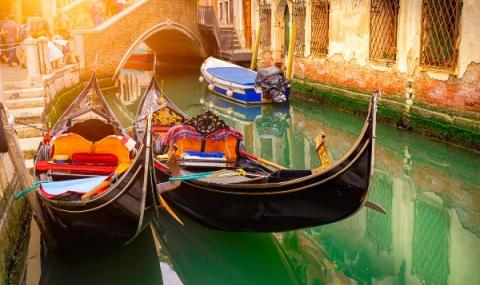Броячи контролират туристите във Венеция - 1